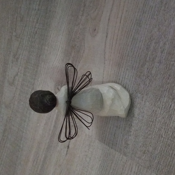 WILLOW TREE -- ANGEL OF PRAYER - Picture 3 of 5